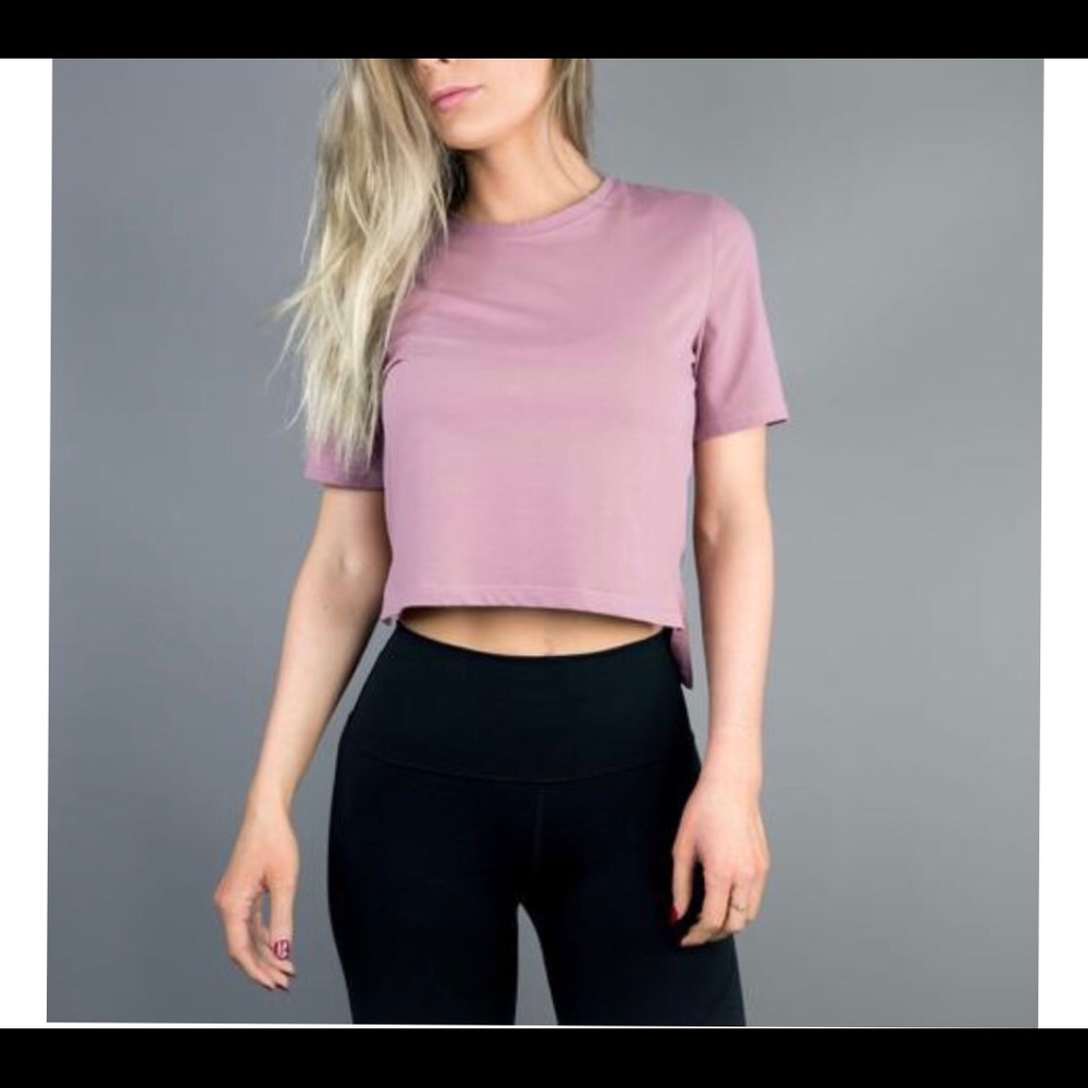 Sold out Women’s high low crop top Mauve